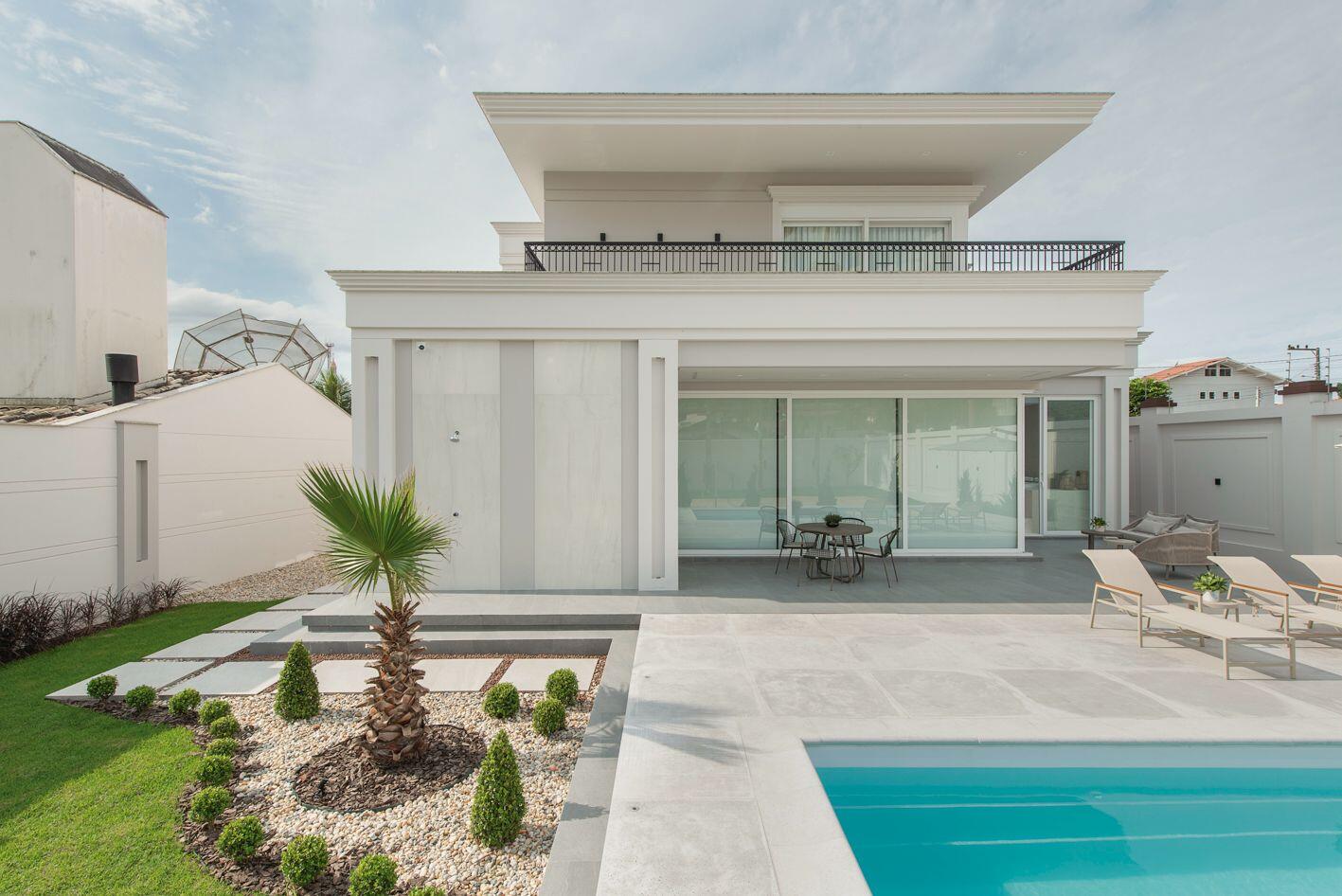Casa com Piscina